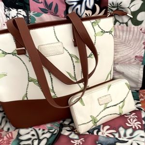 Lexbreezy tote bag and wallet